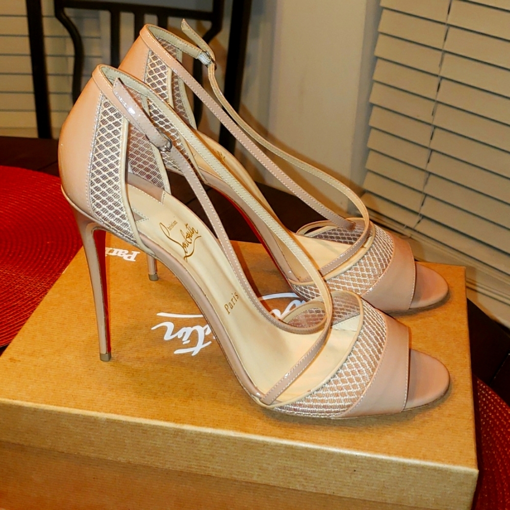 Christian Louboutin Slikova 42